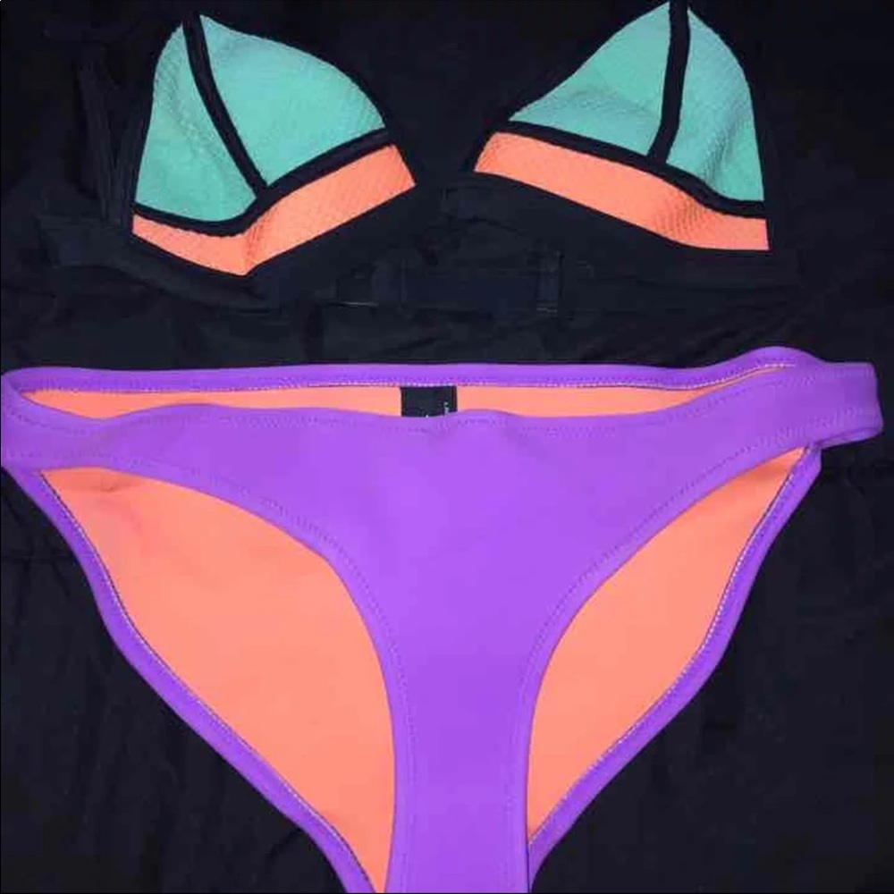 Triangl Bikini